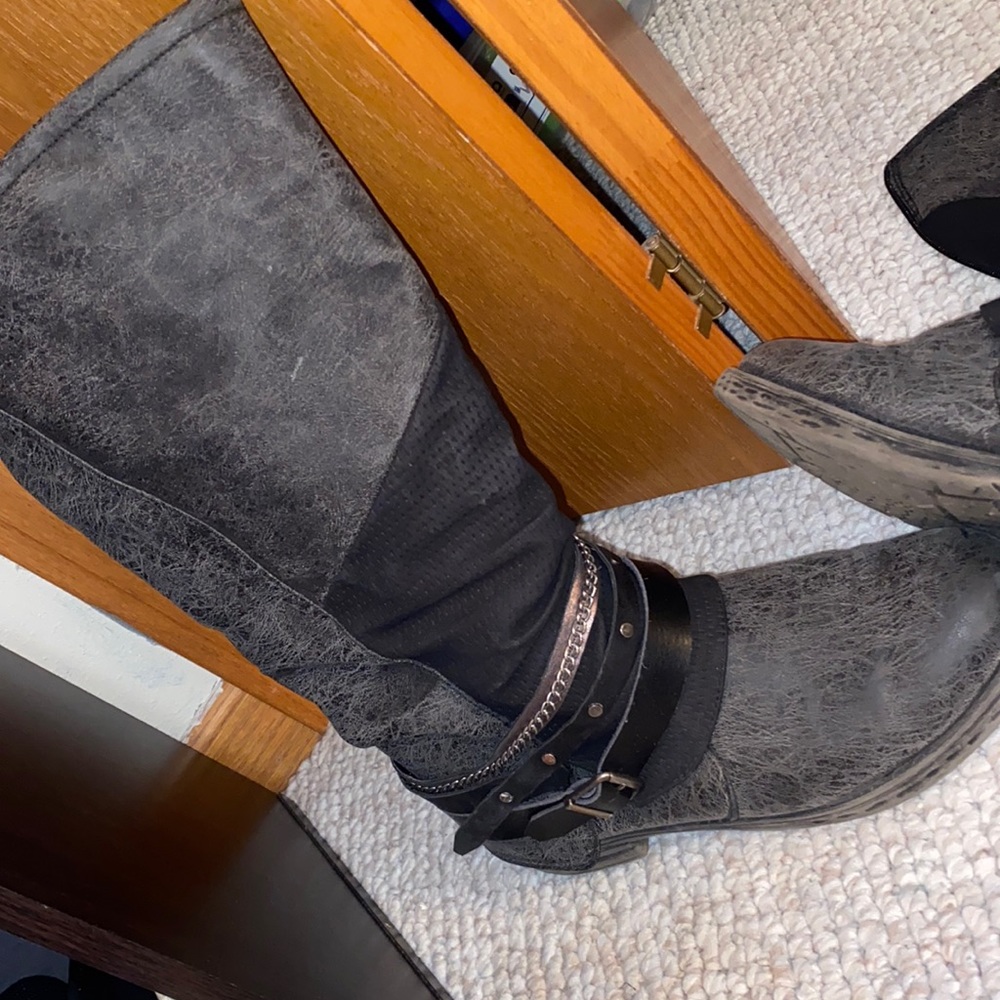 Calf high boots